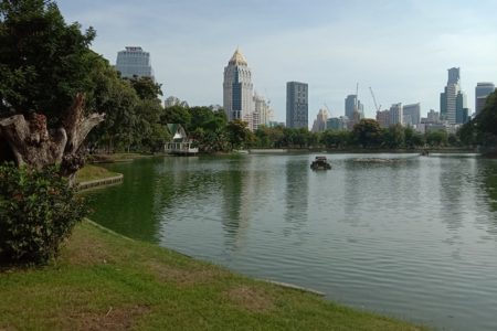 コロナからの復興に向かうバンコク～ルンピニ公園