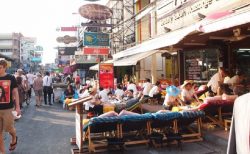 バンコクにあるバックパッカーの聖地カオサン通りが変化中