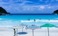 人気旅行口コミサイトランキングでバンコク８位、プーケット１４位