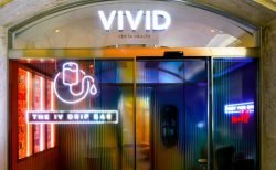 バンコク最新スポット～点滴健康法ショップ＆バーがアイスクリームショップへ