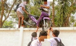 タイの学校の珍事件～「学校をサボるのならバイクが必要だぜ！」