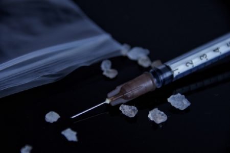 バンコクのサウナでドラッグセックス・パーティ中の６２人の男たちが逮捕