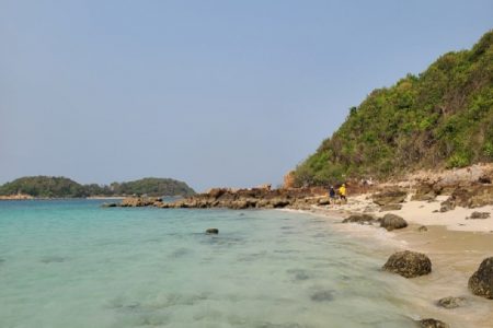 パタヤ沖のラン島が本日から開放、ビーチはまだ閉鎖
