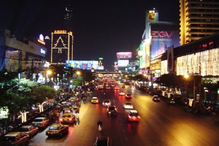 タイのロックダウンに関するアンケート調査の結果出る