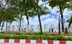 プーケット島パトンビーチのナイトライフ店オーナーたちの決断