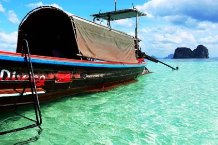 タイの2022年の観光収入1.5兆円の見込み＆有名旅行雑誌のランキングでタイ大人気