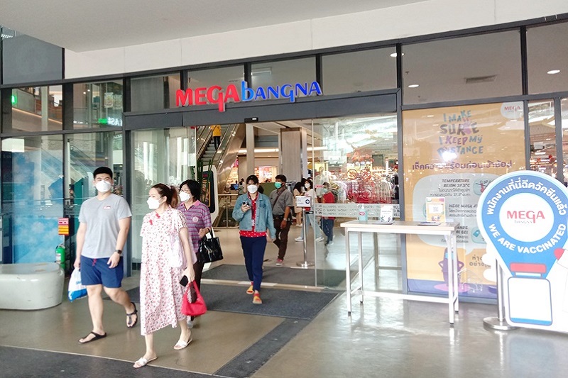 バンコク郊外のメガバンナー＆IKEAを探訪