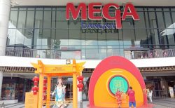 メガ・バンナーにスシローのタイ６号店オープン！