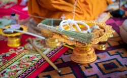 タイ面白ニュース！自分の葬儀をした僧侶＆脱獄でもすぐ逆戻り