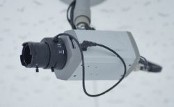 タイ珍ニュース！外人男、菓子連続窃盗で逮捕＆SNSを通じホームレス家族再会