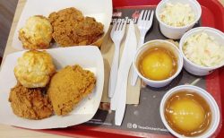 日本では食べられないアメリカ系チキンファストフード店