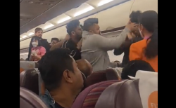 タイ迷惑外国人客ニュース！インド人が機内で喧嘩騒ぎ