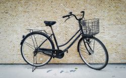 タイ痛切事件！仕事求めて自転車70キロ走行後に死亡