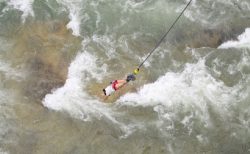 タイ珍事件！バンジージャンプの紐切れ九死に一生、賠償金１万B…