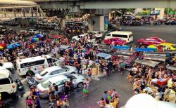 タイ珍ニュース！ソンクラーンではしゃぎ過ぎて逮捕される