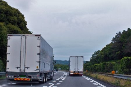 タイ珍事件！起きたらトラックの荷物がない＆モール駐車中盗難