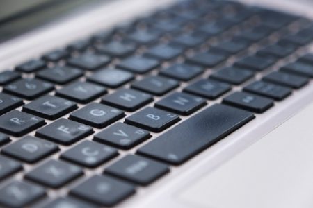 タイ詐欺事件！架空商品をネット販売し３００万Bの売り上げ