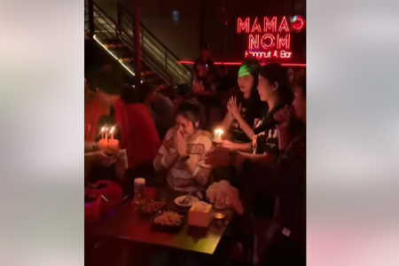タイ心温まるニュース！誕生日を一人過ごす女性へのサプライズ
