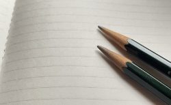 タイ珍事件！ゲームをしていた生徒に行き過ぎた体罰をする教師