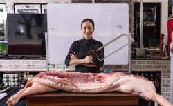 ビーフステーキの名店「レディ・ブッチャー（女屠殺人）」！