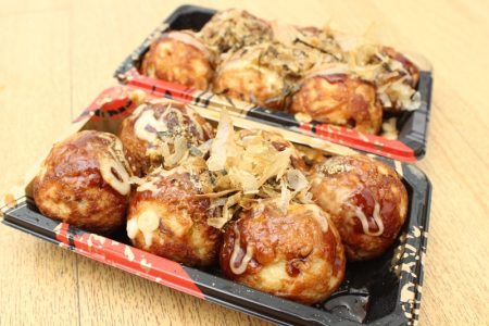 タイで本場関西を味わえる！と評判の「ブロック２６たこ焼き」
