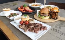 バンコク超有名肉料理チェーンの「アノーズ」！ステーキを食べるならココ